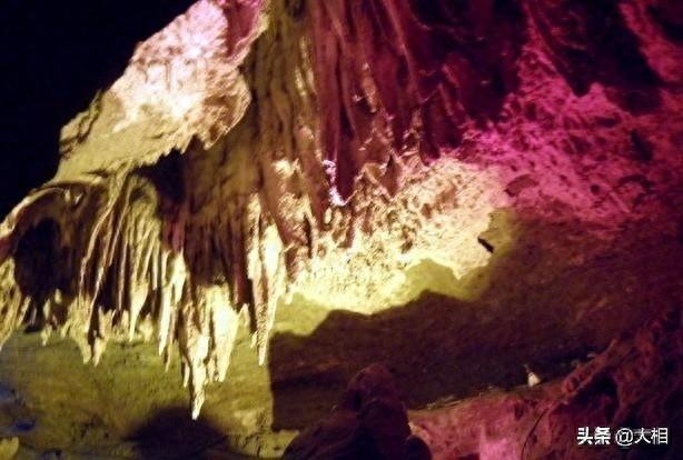 一座封尘了百万年的溶洞！山东省沂水县的天然地下画廊