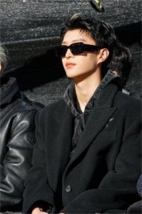 ​范丞丞简介：范冰冰弟弟范丞丞个人资料及家庭背景