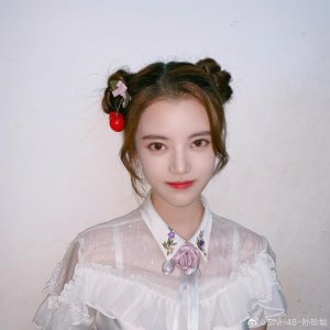 ​孙珍妮否认与陈涛恋情，用词却很不谦虚，称呼自己为“偶像”