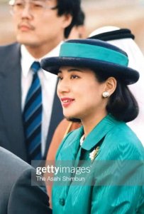 ​日本皇后雅子实力碾压韩国第一夫人金建希