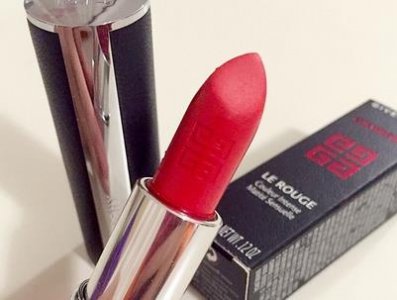 ​纪梵希306适合黄皮吗 色号306细管和粗管的区别