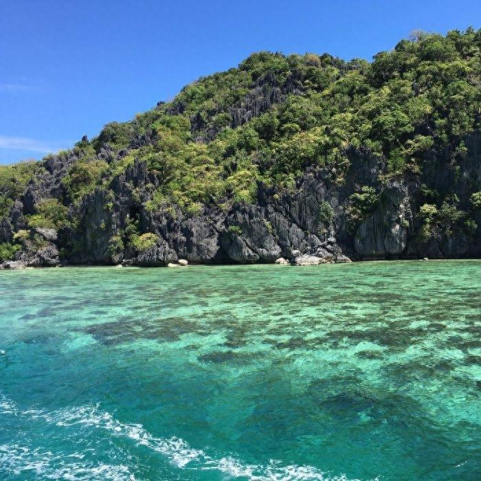 世界上最纯净的15大水域 中国五彩湖上榜