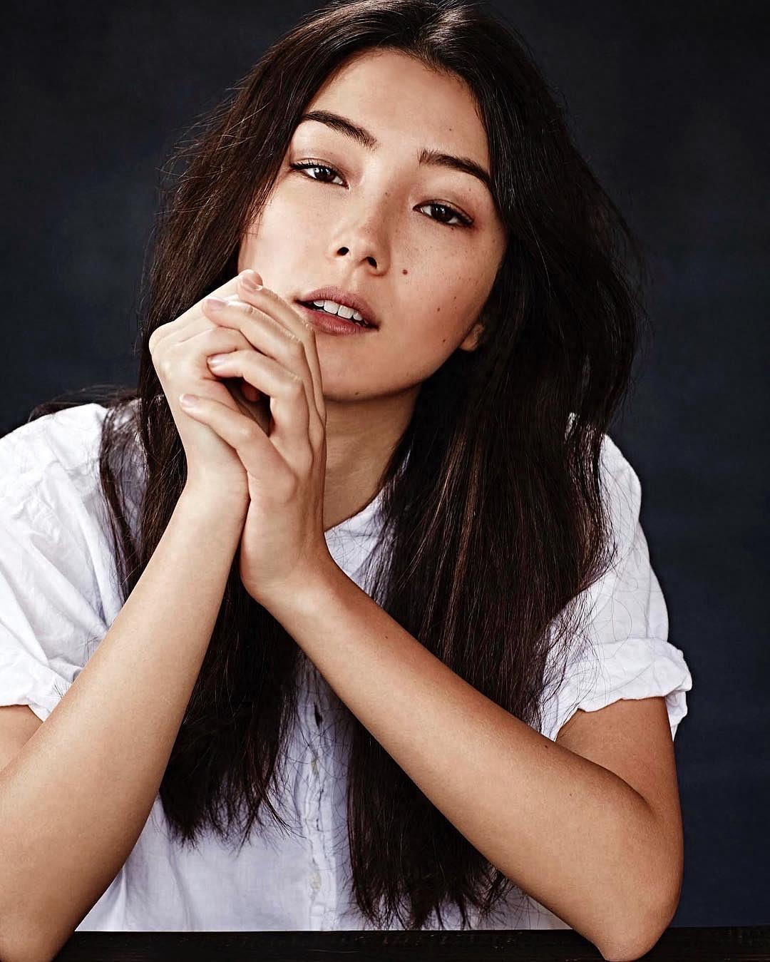 90后混血女星刘承羽