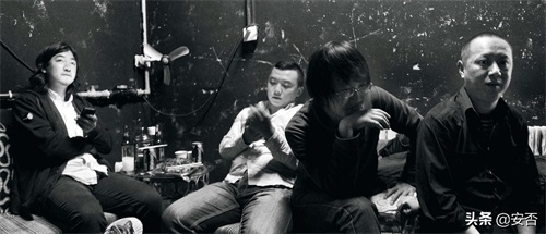 文艺青年喜欢的十五位小众民谣歌手,总有一个你没有听过