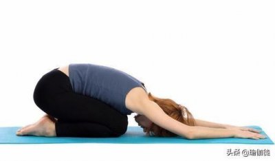 ​8个最适合女性的瑜伽姿势，坚持练习就有意想不到的效果