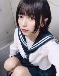 ​脸蛋可爱身材犯规 惊人好身材的原石美少女月埜ヒスイ