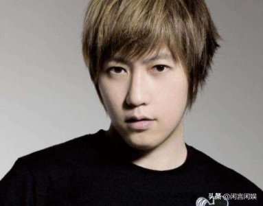 ​揭秘44岁实力派歌手阿信的成名经历与感情生活