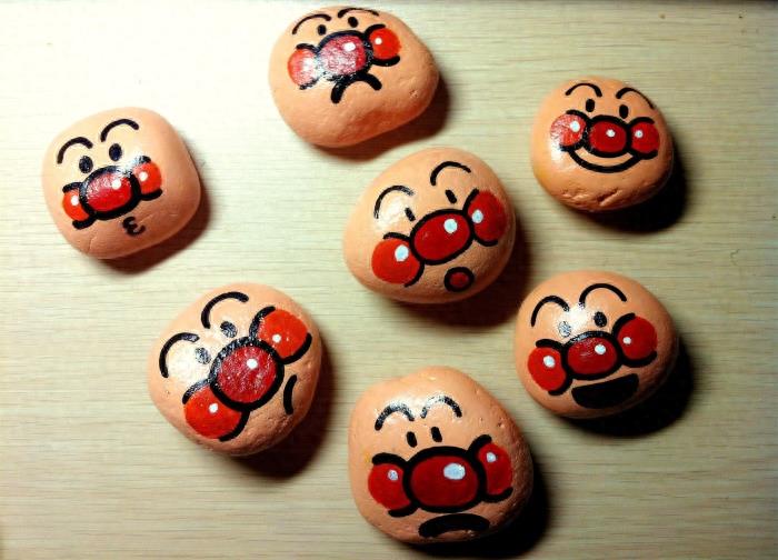 精美手绘石头卡通篇