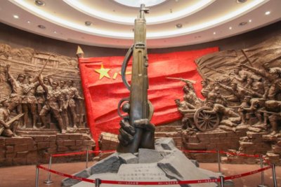 ​三河坝分兵，师长团长都跑了，朱老总站出来说了一句话