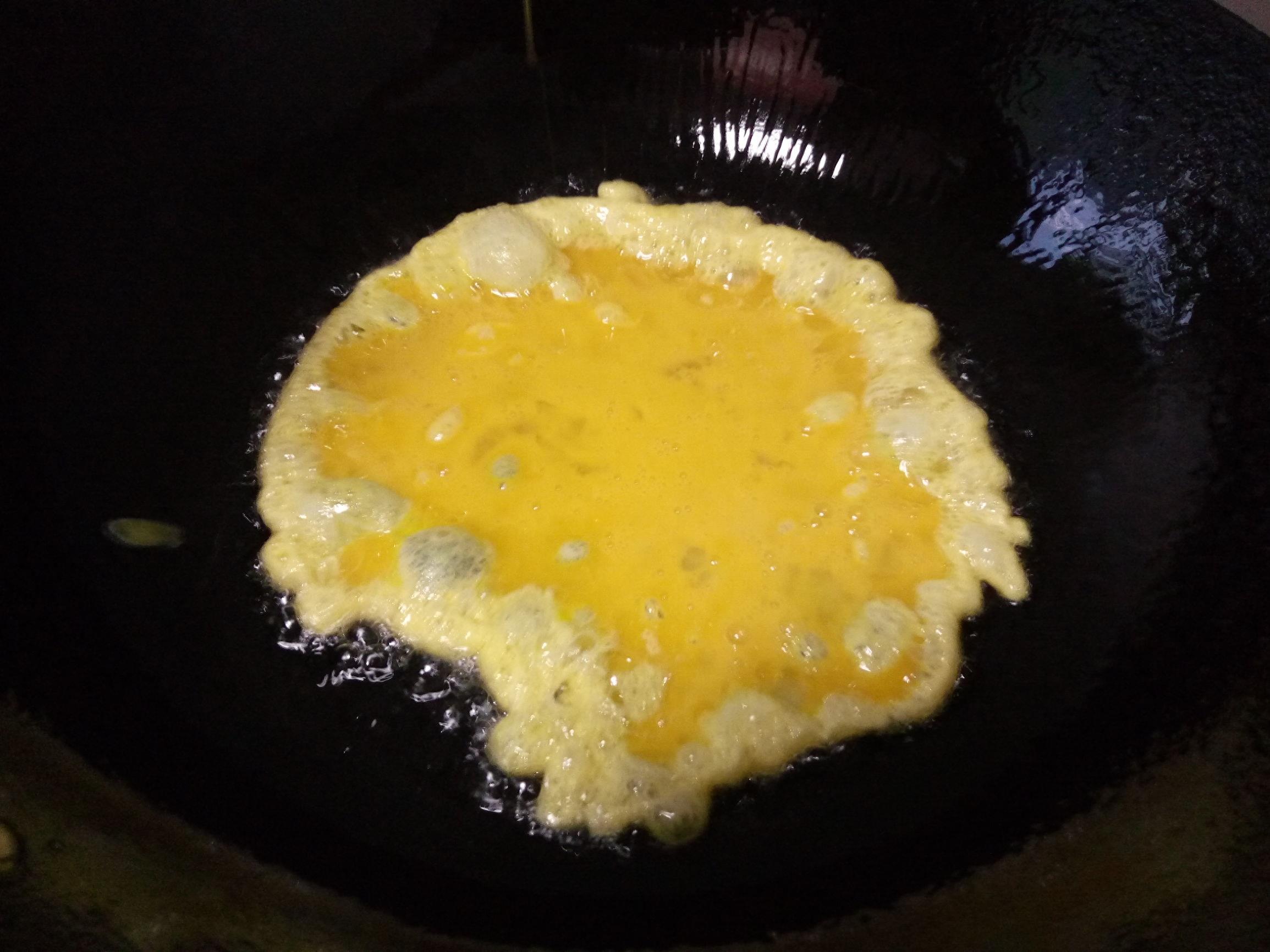 这个菜，吃一次，流一次眼泪，但又香又嫩，甜蜜蜜，脆生生，好吃