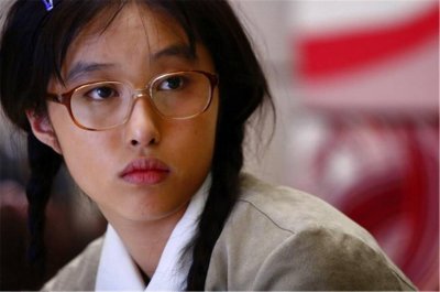 ​因“丑女”走红的李欣汝，得罪张艺谋后退圈，如今生活怎么样？