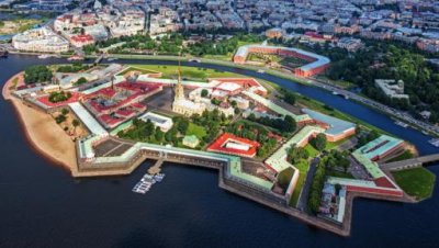 ​曾多次易名的俄国“圣彼得堡”，为何最后又叫回了“圣彼得堡”？