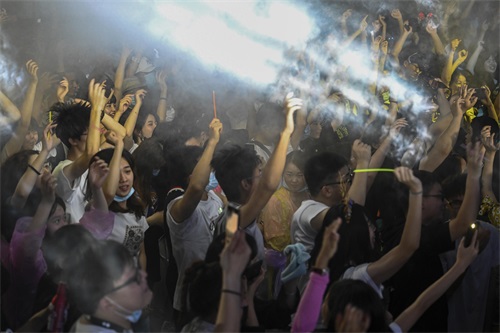 上海欢乐谷EV电音节热力来袭