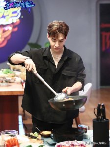 ​和小提琴共生25年，刘宪华的音乐能力有多变态？