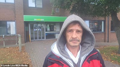 ​英国男15年来各种徒手拔牙：约不到牙医，喝酒吃药后自己硬上