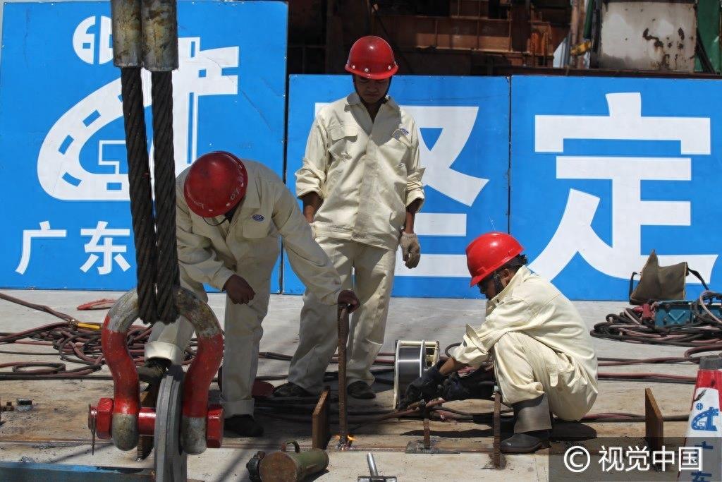 广东珠海:港珠澳大桥主体桥梁成功合龙,大桥总长55千米