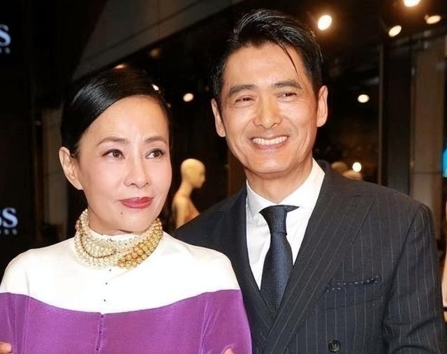 周润发怎么评价周星驰(周润发不愿与成龙周星驰合作)