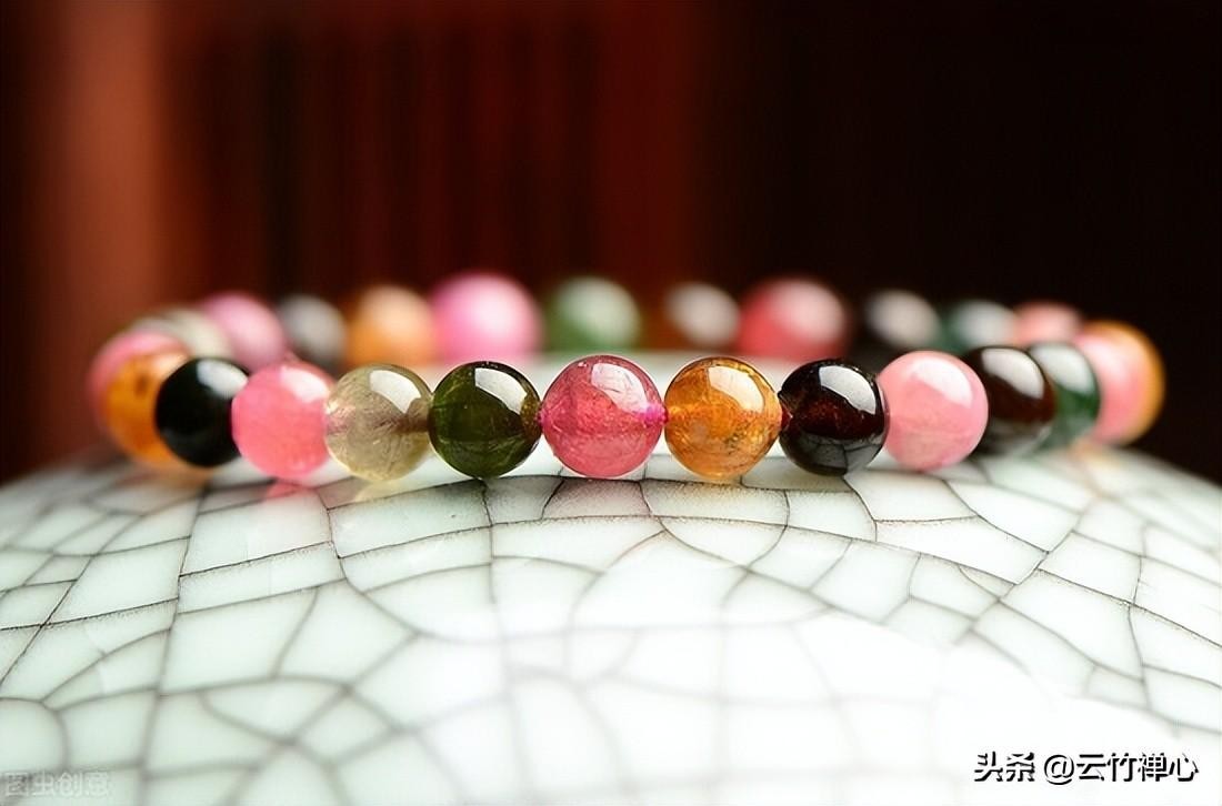 碧玺的寓意和象征(碧玺什么颜色最珍贵)