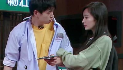 ​魏大勋跟杨幂在一起了吗 为什么说杨幂魏大勋恋爱了