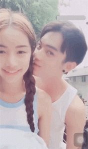 ​许凯女友张楠个人资料(许凯与前女友亲密照被曝光)