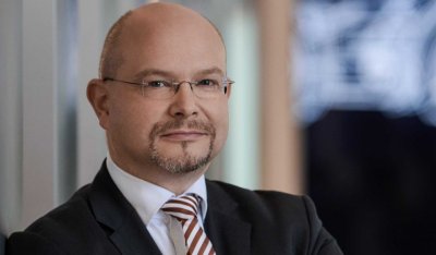 ​宝马在华生产电动汽车成欧盟反补贴调查对象，宝马首席财务官回应