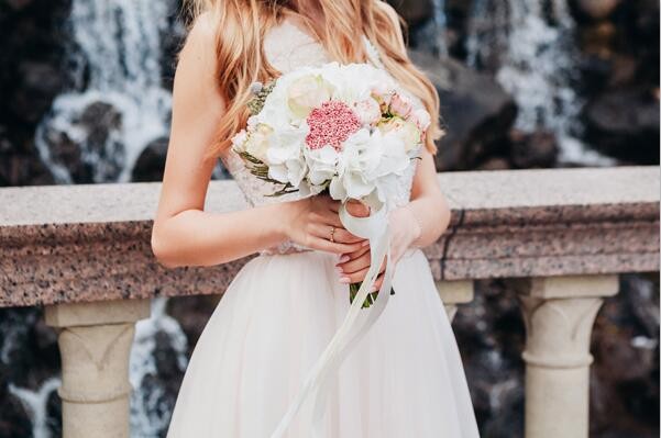 拍婚纱照要注意哪些问题(新人拍婚纱照的10个实用建议)-