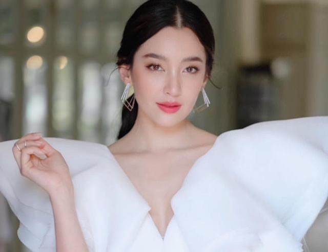 盘点十大泰国人气女演员(泰国最红女演员)