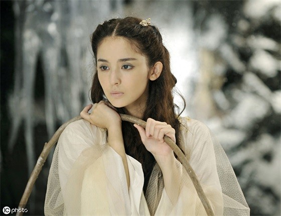 拉布拉卡?哈哈,谁还记得这一句,被她的笑折服