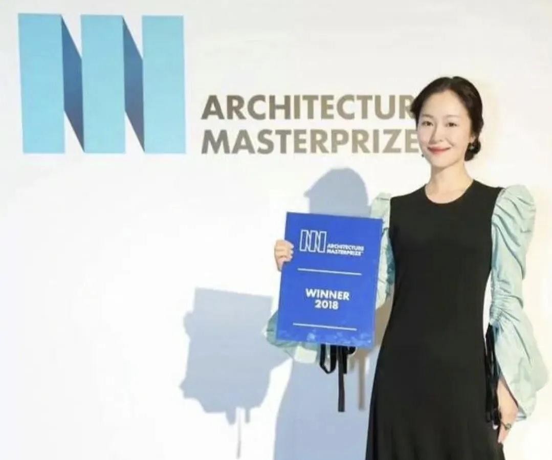 江一燕个人资料 ，放着豪宅不住，去乡下种菜养马，羡哭千万人