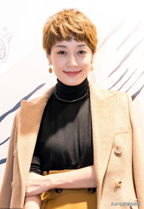 管虎：24岁当上导演，宠了马伊琍3年，却娶了她的闺蜜