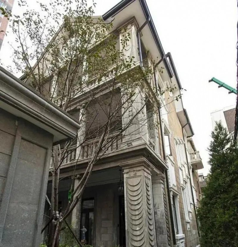 郭敬明同性恋事件（郭敬明拥有太多二十多岁立遗嘱）