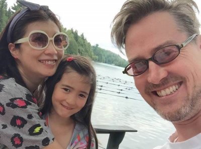 ​友人称黄嘉千很怕夏克立 二人曾发生肢体冲突