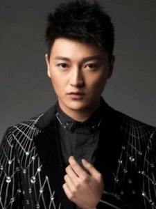 ​多亮个人资料