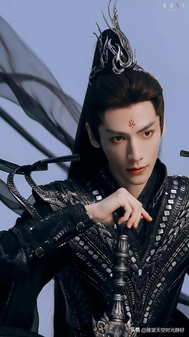 吴磊个人资料（个个霸气果敢、帅气非凡）