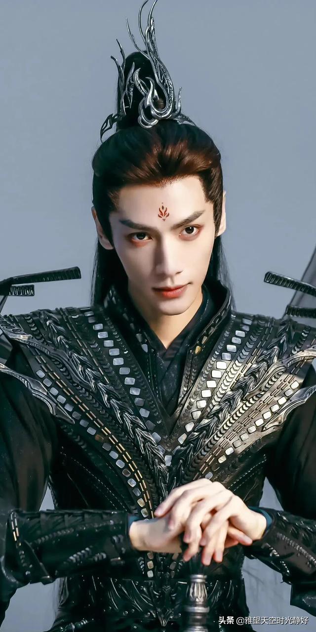 吴磊个人资料（个个霸气果敢、帅气非凡）