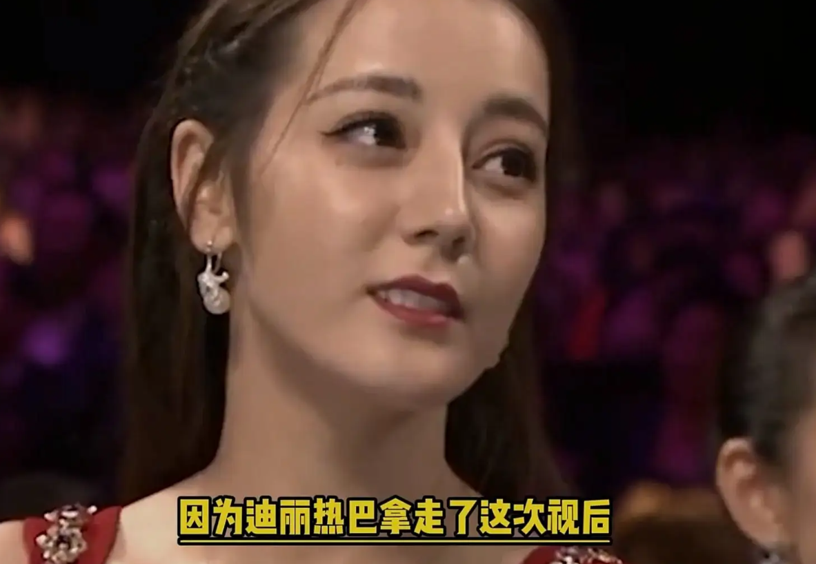 殷桃跟热巴同框名场面出圈,时隔五年夺回金鹰视后,这才是真实力