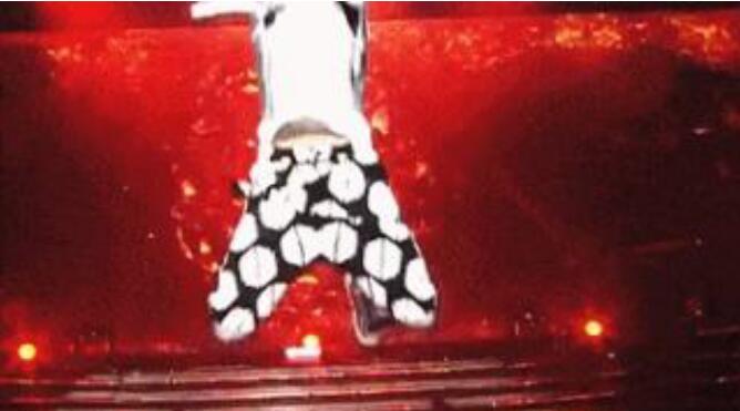 凤凰跪只有张艺兴跳吗(张艺兴凤凰跪是什么事件) 凤凰跪只有张艺兴跳吗(张艺兴凤凰跪是什么事件)