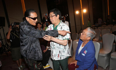 谢霆锋的爸爸谢贤打人现场视频 谢贤爆粗口骂曾江原因真相