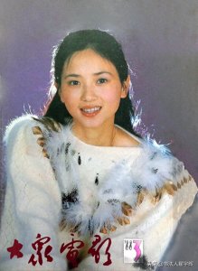 ​陶慧敏，10张封面照，30年前的一线女星，美貌和实力并存