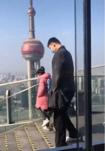 ​姚明女儿近照曝光，11岁身高接近170，网友预测身高可能超过姚明