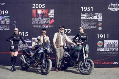 ​贝纳利发布幼狮500运动版和800野地版，售价4.68w起