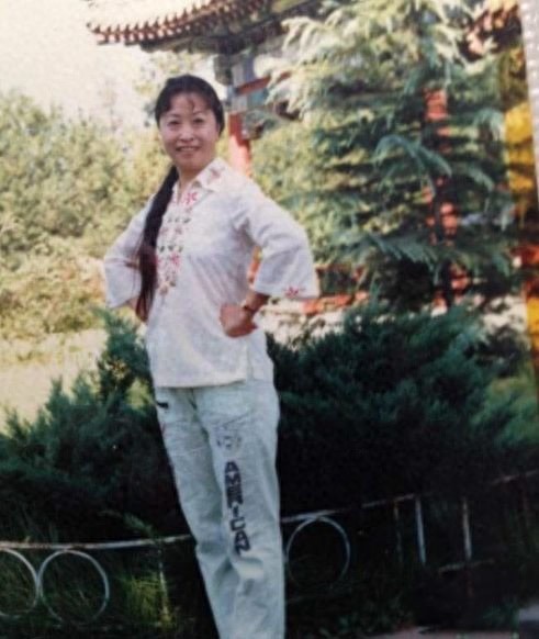 国民妈妈张少华与她的女儿苏岩，两人戏里戏外都是母女