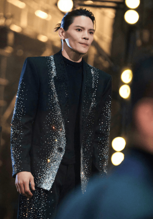 向佐无奈回应不让吴镇宇回家：香港又不是我的