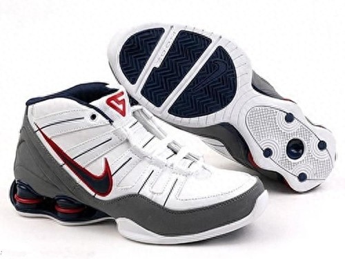 半人半神卡特的耐克球鞋，从一时经典到平民化