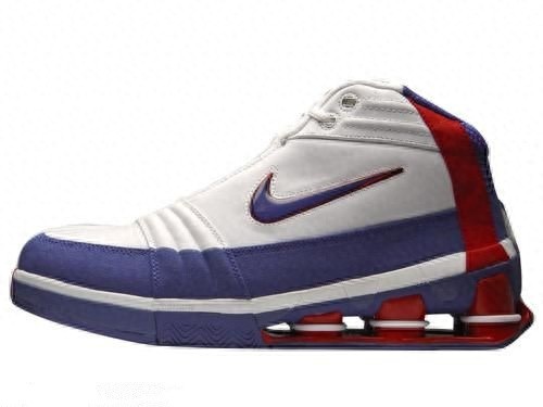 半人半神卡特的耐克球鞋，从一时经典到平民化