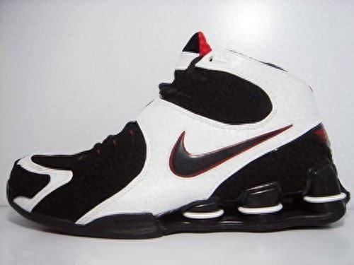 半人半神卡特的耐克球鞋，从一时经典到平民化