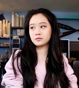 ​李连杰与黄秋燕的婚姻裂痕，女儿李思的心路历程