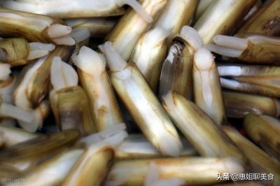 ​大年三十的年夜饭餐桌上，应该摆的十道吉祥菜，寓意十全十美