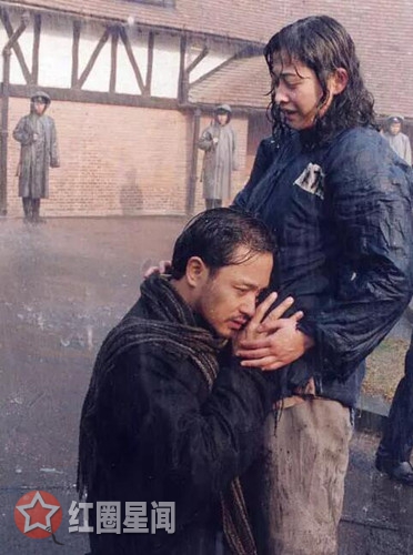 电影红色恋人有历史原型吗 为什么红色恋人用英文对话