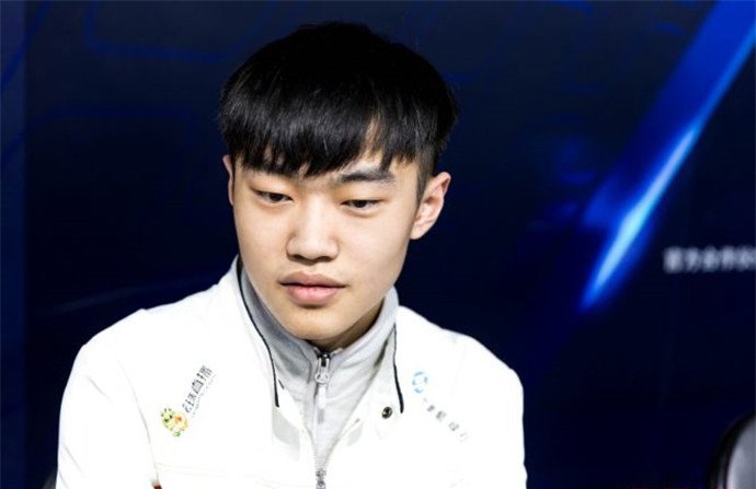 电竞圈Yagao和Knight什么关系 他们都是电竞圈杀伐果决的中单新秀